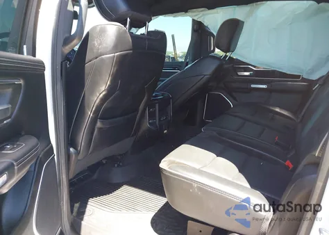 2020 Ram 1500 Laramie из США, поврежденный, VIN 1C6SRFJT8LN370704